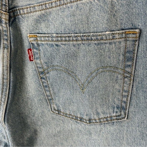 Levi’s 501 Premium Jeans Men's 28x30 Original Fit Straight Leg Blue Med Wash - Picture 4 of 13